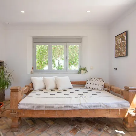 别墅 Exotic Beachfront Retreat Handcrafted Bohemian Luxury 加的斯