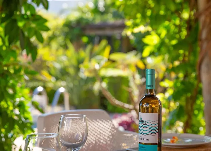 Exotic Beachfront Retreat Handcrafted Bohemian Luxury 카디스