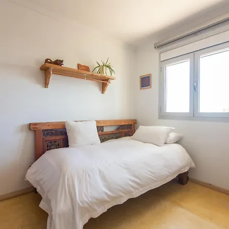 Вилла Exotic Beachfront Retreat Handcrafted Bohemian Luxury Кадис