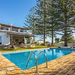 Exotic Beachfront Retreat Handcrafted Bohemian Luxury Βίλα *